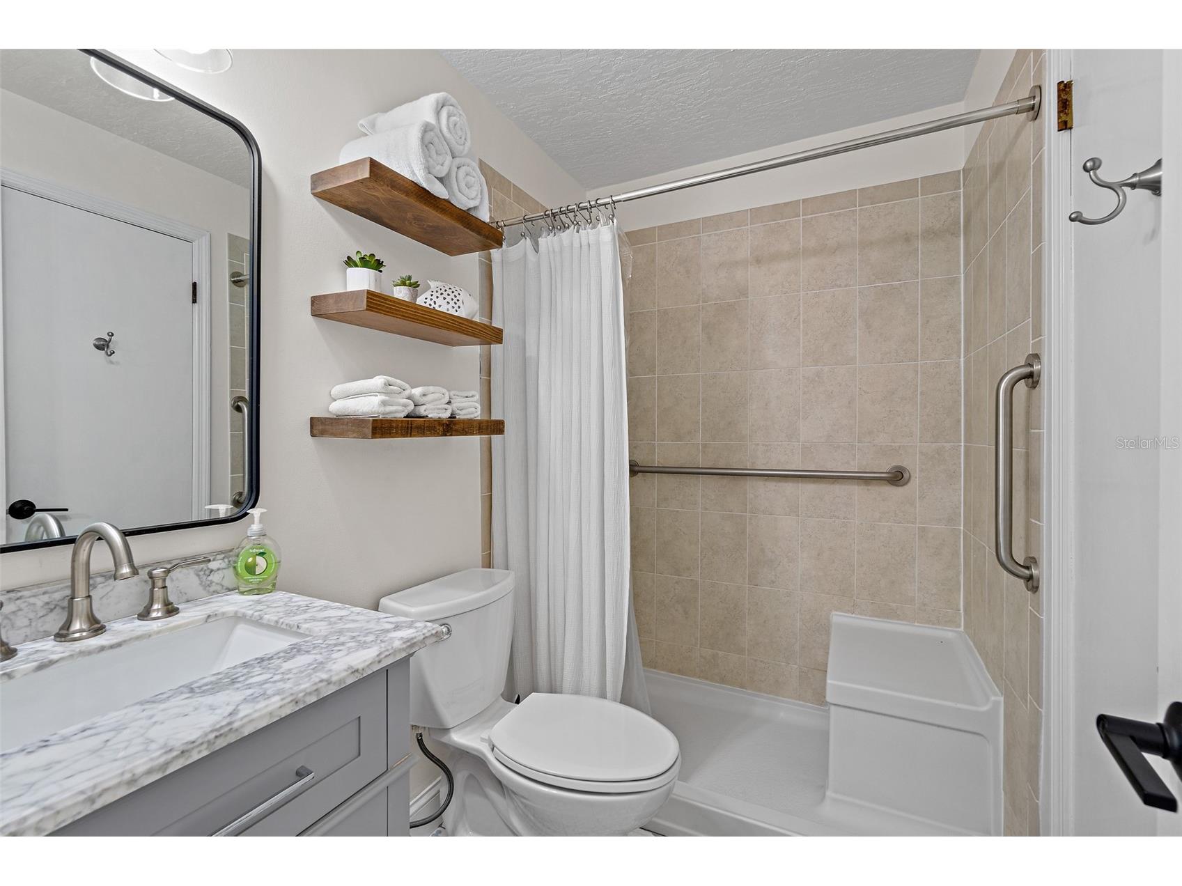 120 Madison Avenue Cape Canaveral FL 32920 O6414338 image12