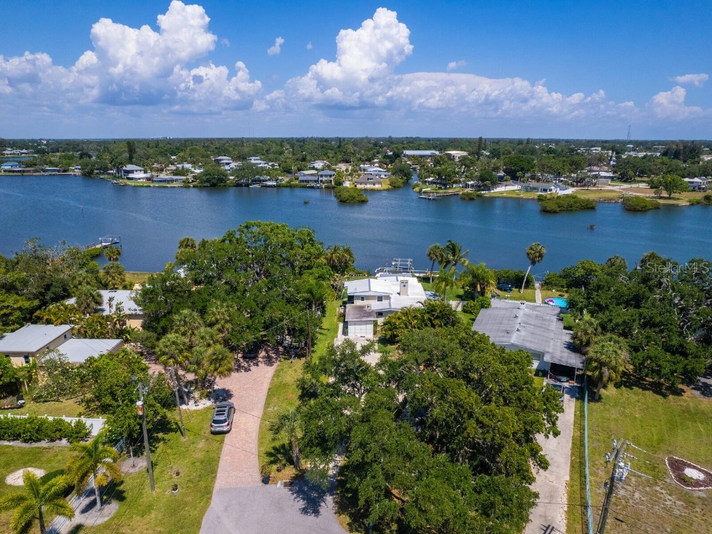 120 Magnolia Avenue Nokomis FL 34275 - DONA BAY A4609439 image1