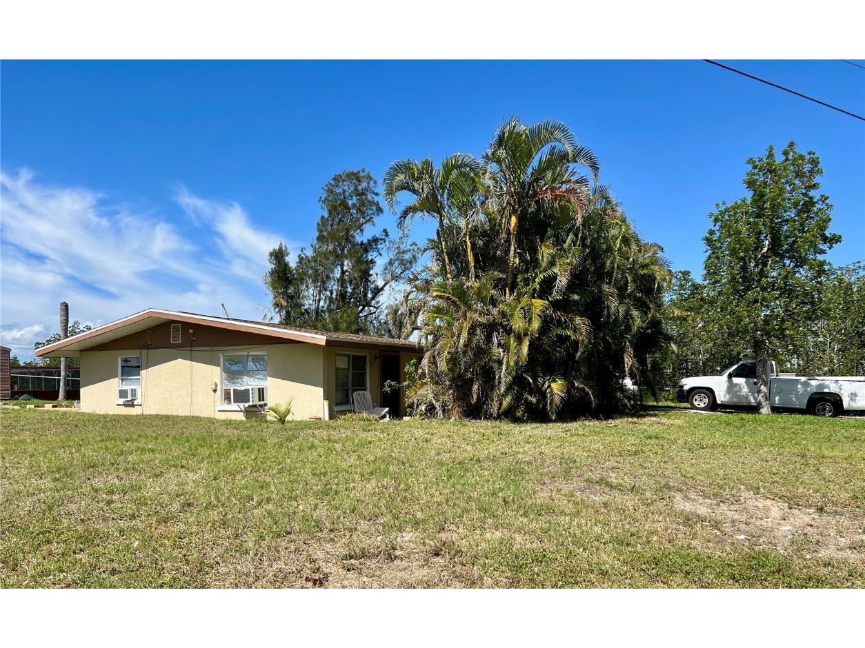 120 Mandalay Road Punta Gorda FL 33950 C7506042 image1