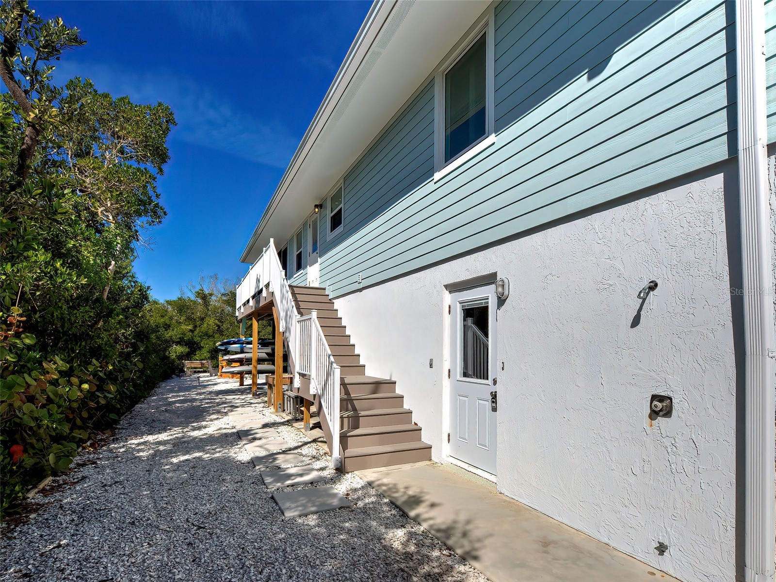 120 Mockingbird Lane Englewood FL 34223 N6142690 image8