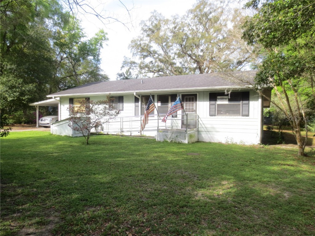 120 NE 167th Court Silver Springs FL 34488 - LAKE OWEN OM674860 image1