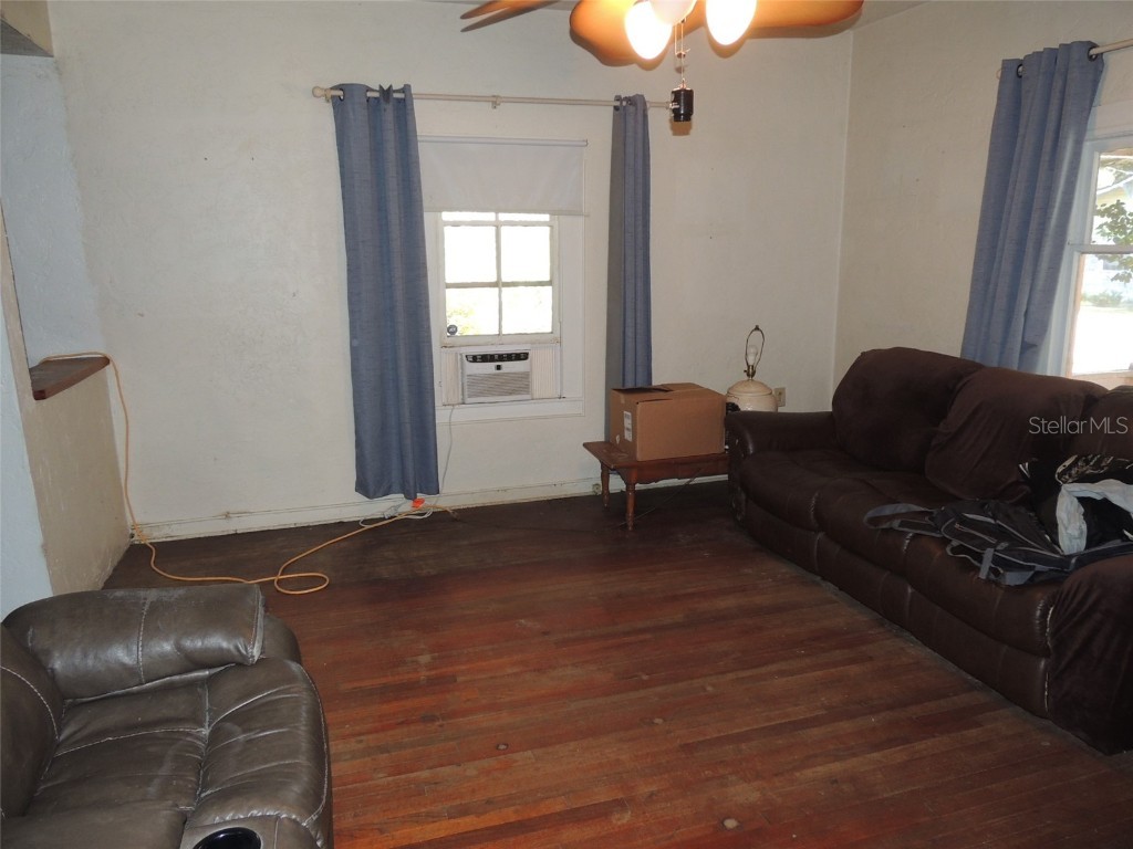 120 NE 2nd Street Williston FL 32696 OM712893 image16