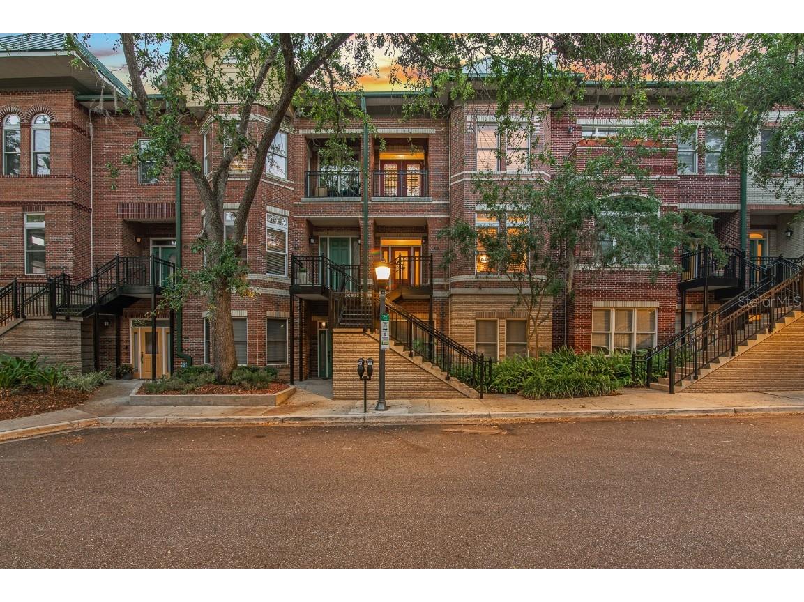 120 NE 4th Street Gainesville FL 32601 GC529942 image1