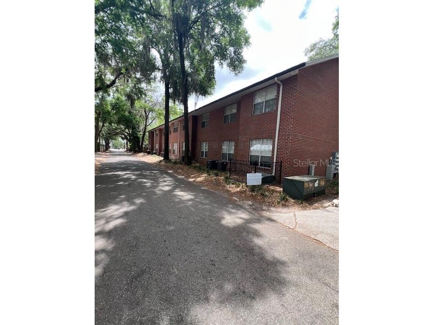 120 NW 9th Street Gainesville FL 32601 GC539312 image4