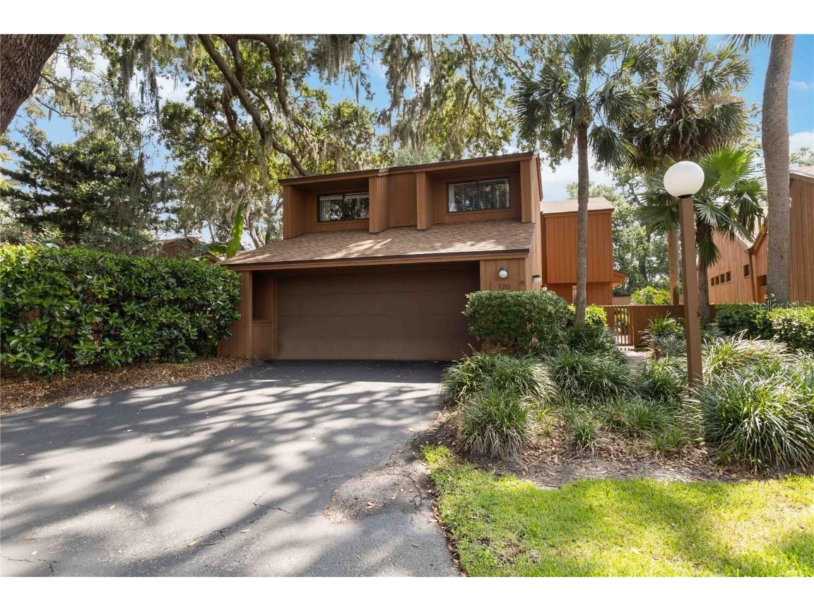 120 Oaks Court Sanford FL 32771 O6116061 image1