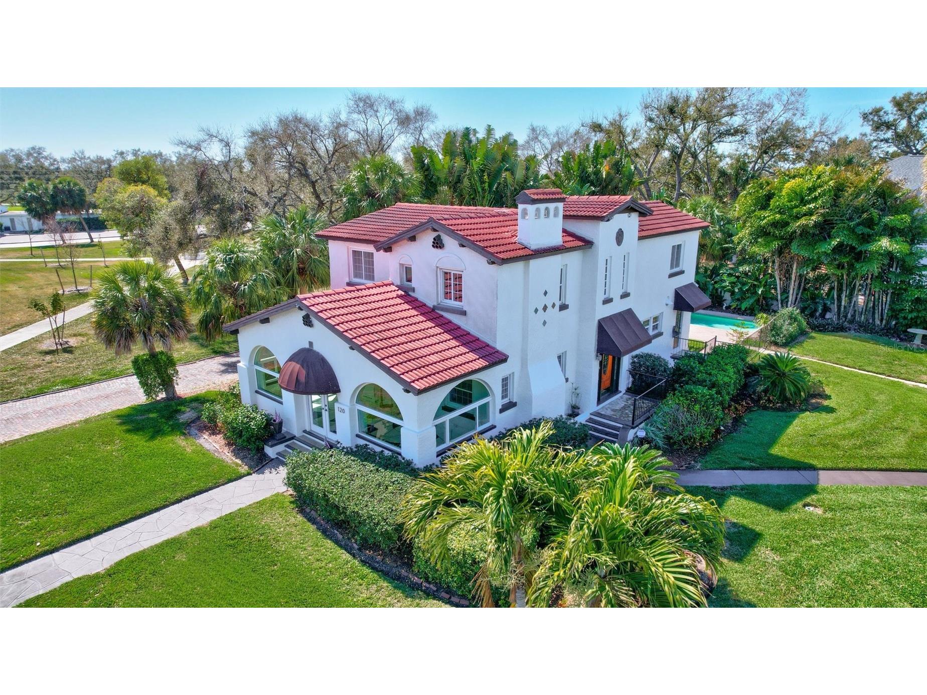 120 Park Street N Saint Petersburg FL 33710 TB8481716 image2