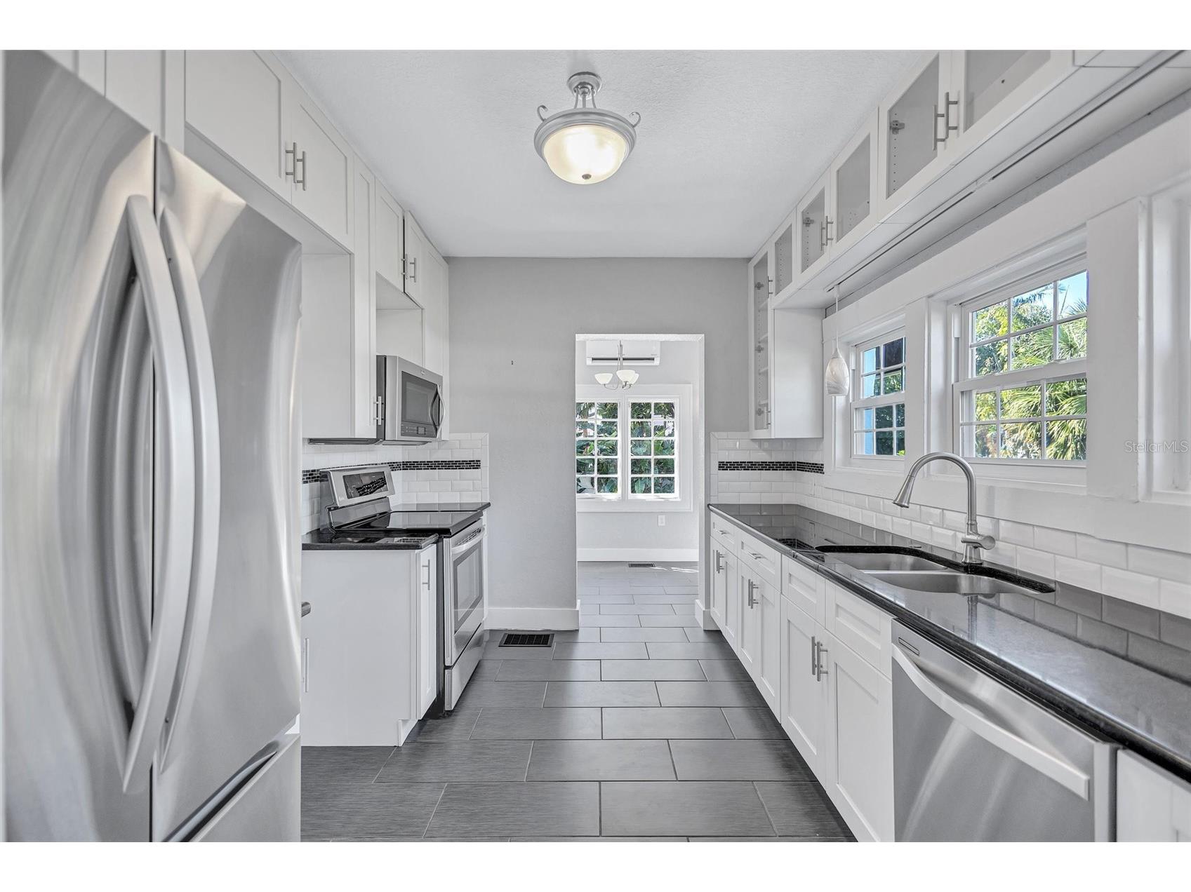 120 Park Street N Saint Petersburg FL 33710 TB8481716 image27