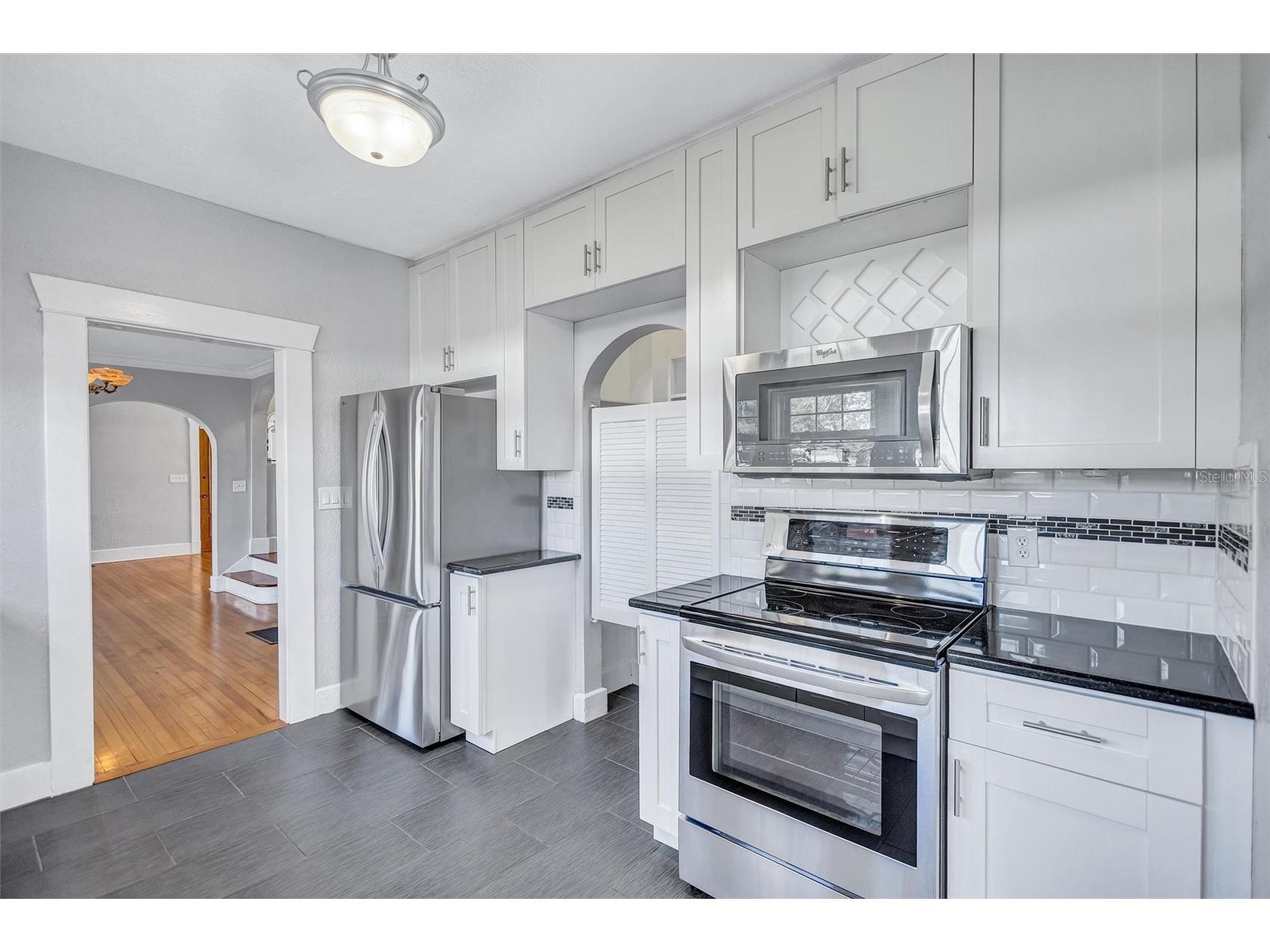 120 Park Street N Saint Petersburg FL 33710 TB8481716 image31