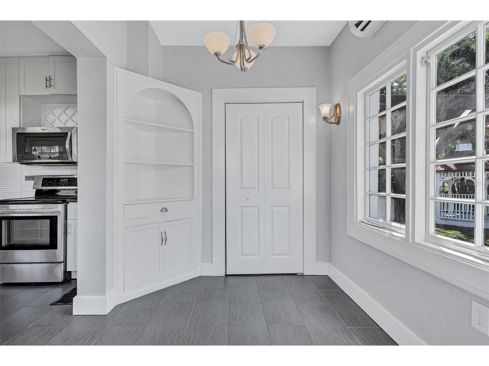 120 Park Street N Saint Petersburg FL 33710 TB8481716 image37