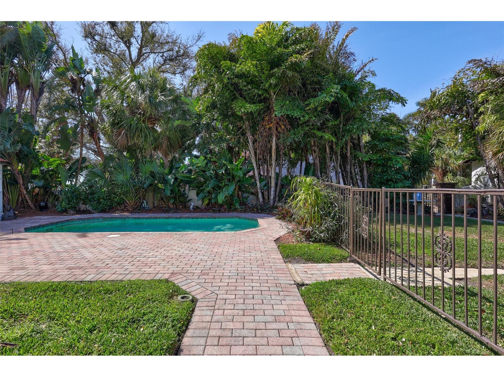 120 Park Street N Saint Petersburg FL 33710 TB8481716 image68