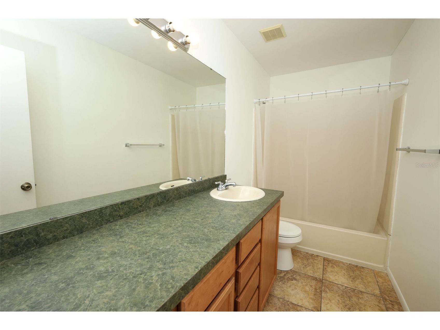 120 Reserve Circle #200 Oviedo FL 32765 O6405019 image22
