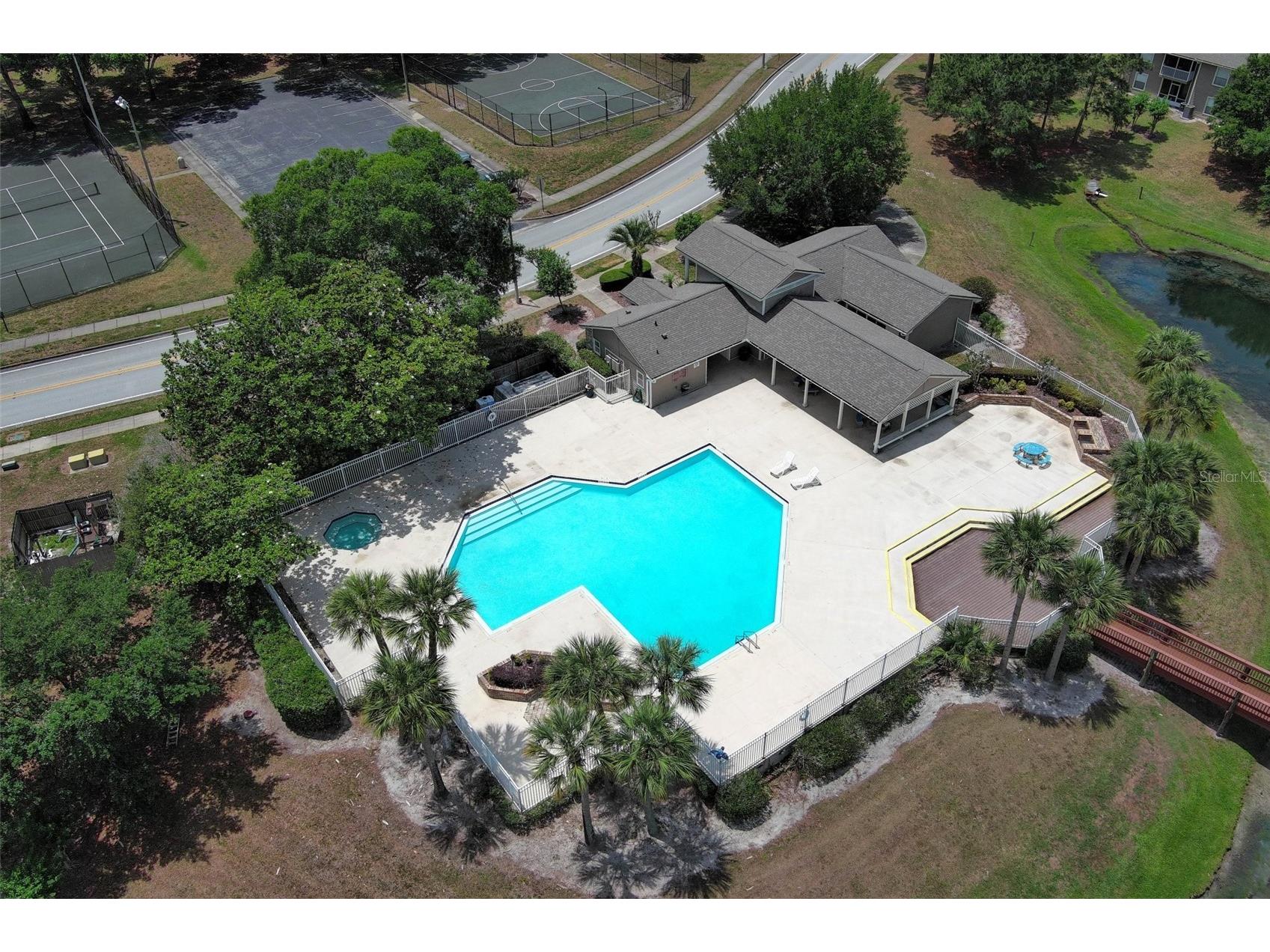 120 Reserve Circle #200 Oviedo FL 32765 O6405019 image47
