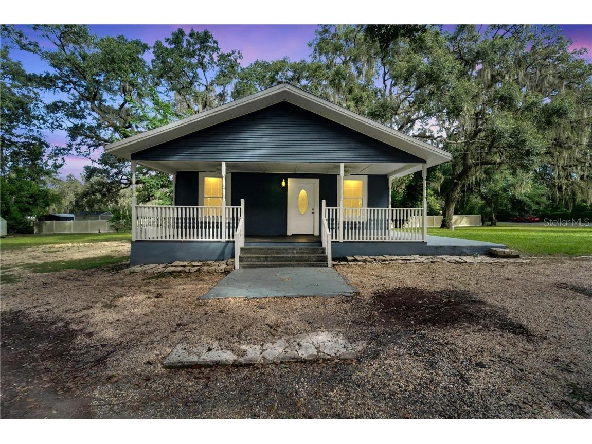 120 Skywood Drive Valrico FL 33594 T3478439 image1