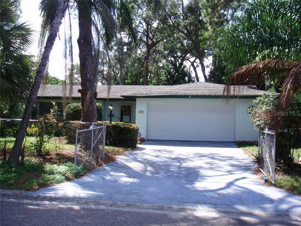 120 SW Monroe Circle N Saint Petersburg FL 33703 TB8418068 image1