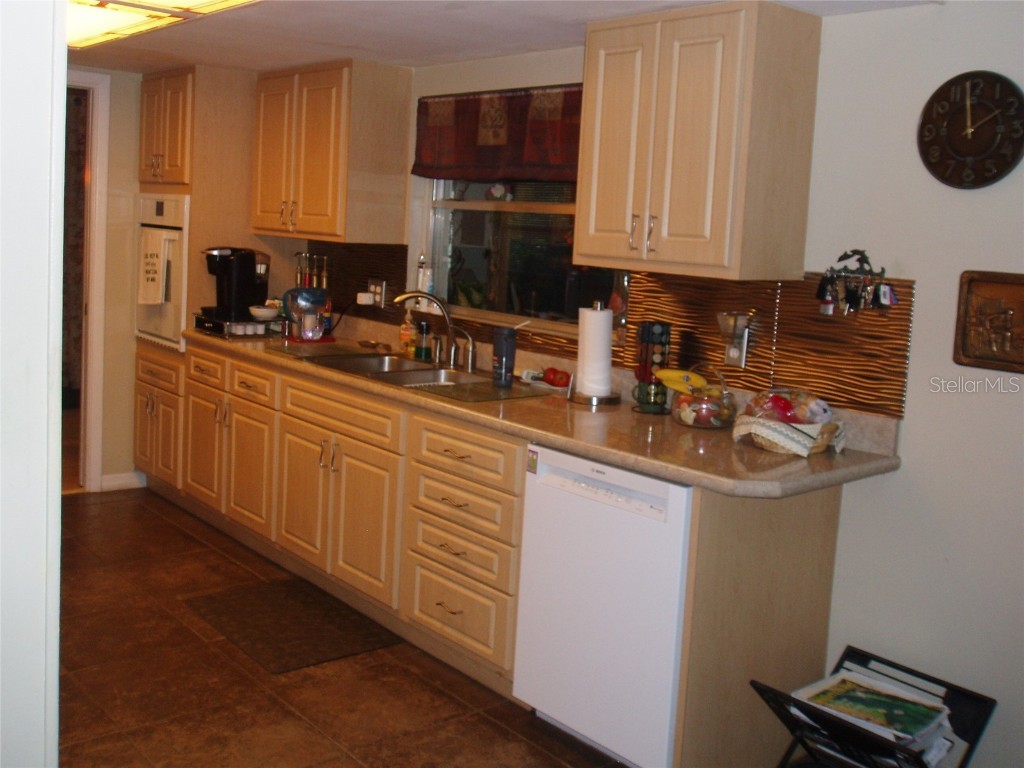 120 SW Monroe Circle N Saint Petersburg FL 33703 TB8418068 image9