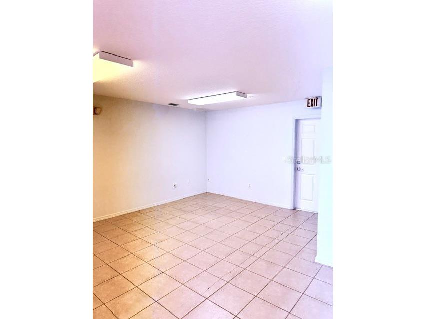 120 Triple Diamond Boulevard #E North Venice FL 34275 A4685072 image10