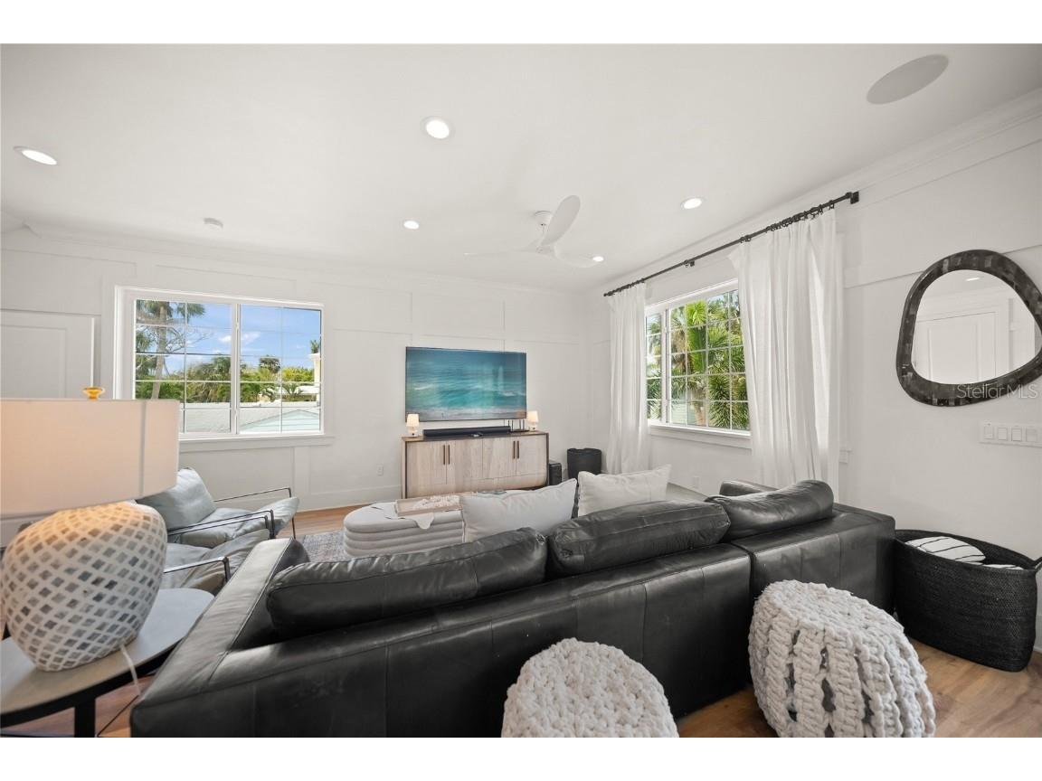 120 White Avenue Anna Maria FL 34216 A4652436 image10