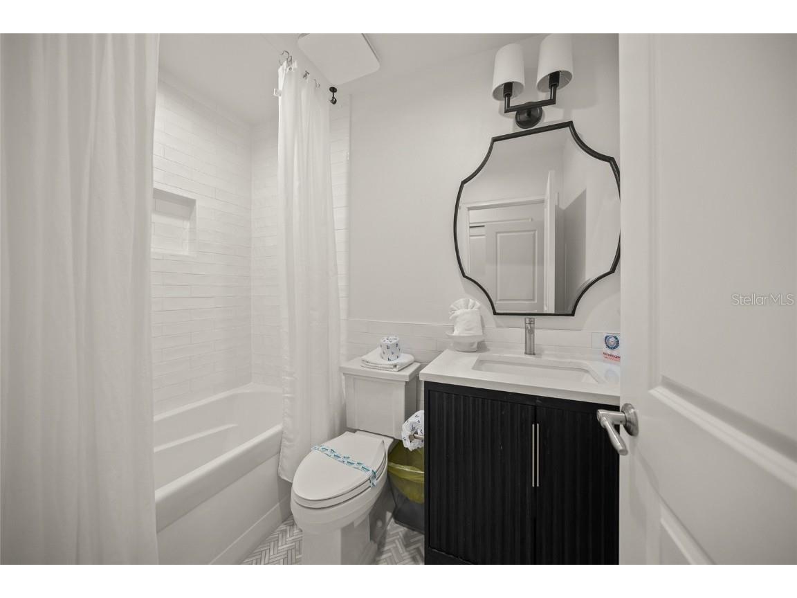 120 White Avenue Anna Maria FL 34216 A4652436 image21