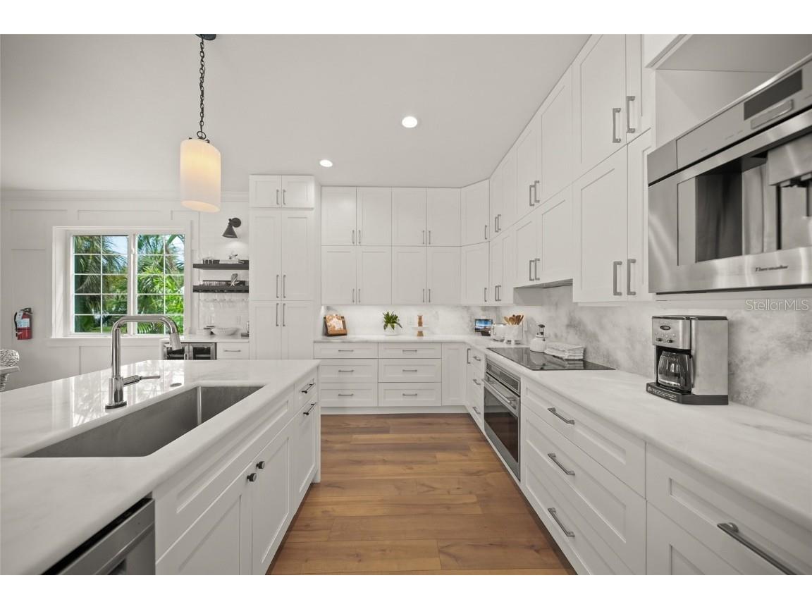 120 White Avenue Anna Maria FL 34216 A4652436 image6