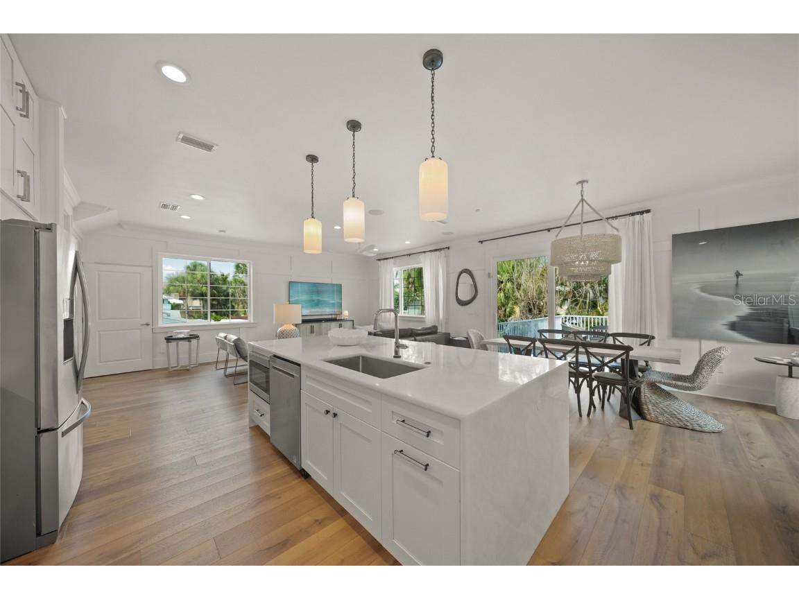 120 White Avenue Anna Maria FL 34216 A4652436 image7