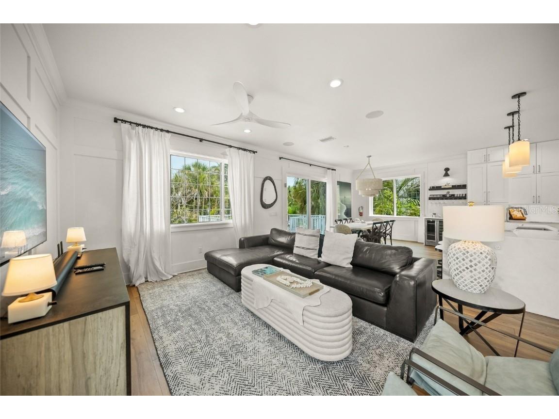 120 White Avenue Anna Maria FL 34216 A4652436 image9