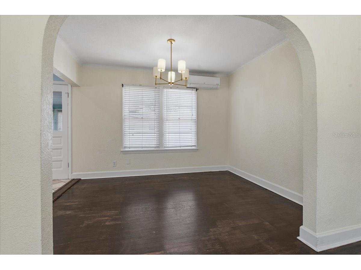 1200 22nd Avenue N Saint Petersburg FL 33704 TB8491959 image20