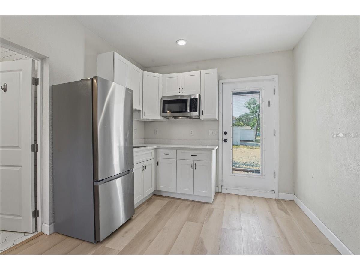 1200 22nd Avenue N Saint Petersburg FL 33704 TB8491959 image32