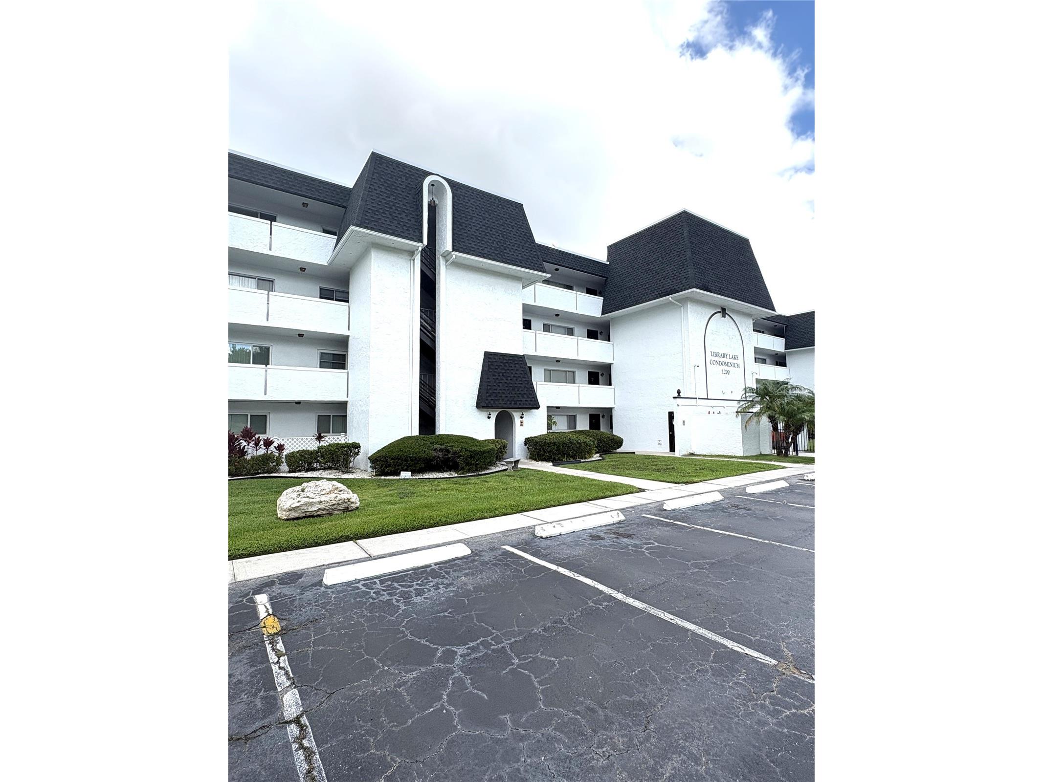 1200 37th Street N #107 Saint Petersburg FL 33713 TB8513936 image3