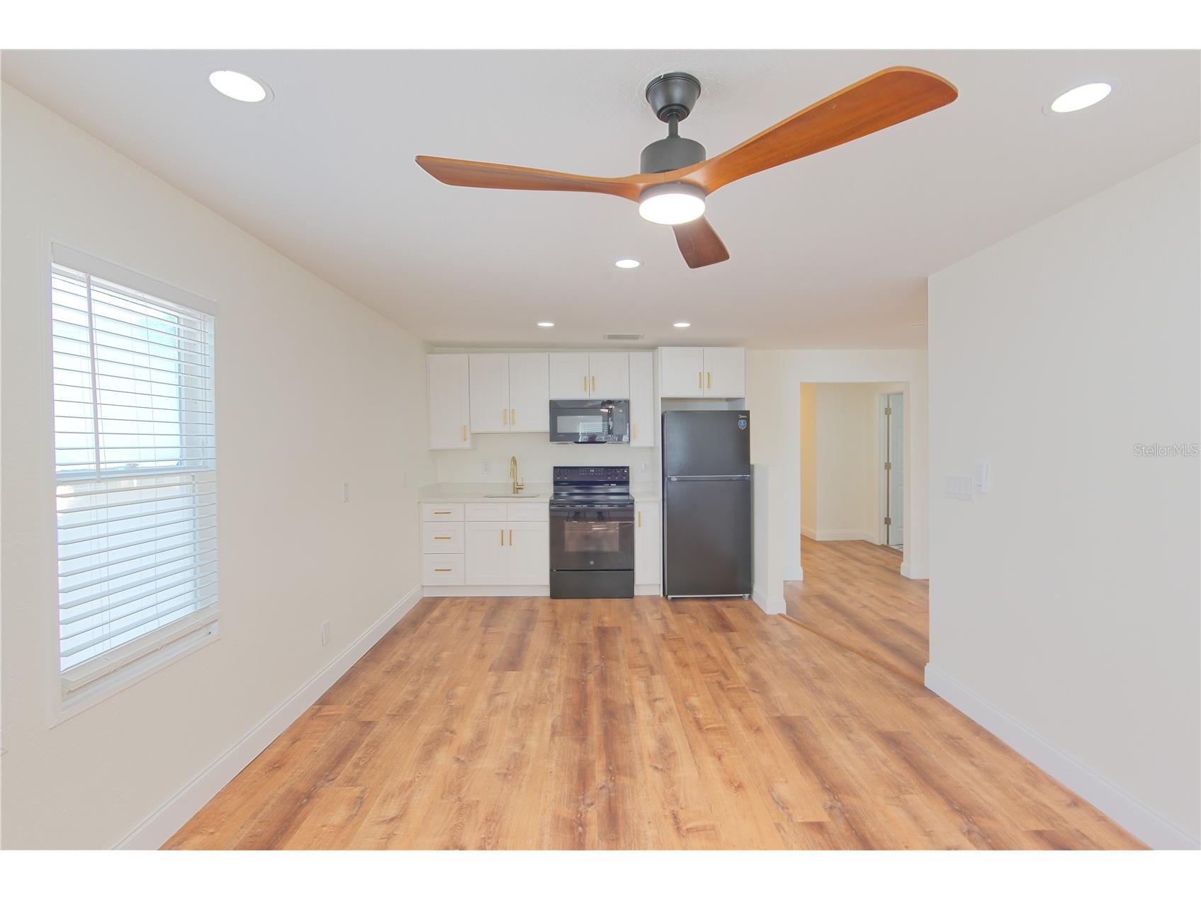 1200 40th Street S Saint Petersburg FL 33711 TB8494789 image12