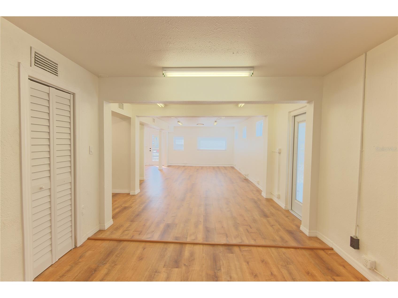 1200 40th Street S Saint Petersburg FL 33711 TB8494789 image6