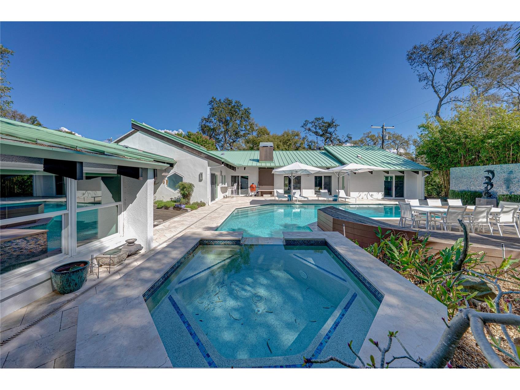 1200 45th Avenue N Saint Petersburg FL 33703 TB8492151 image25