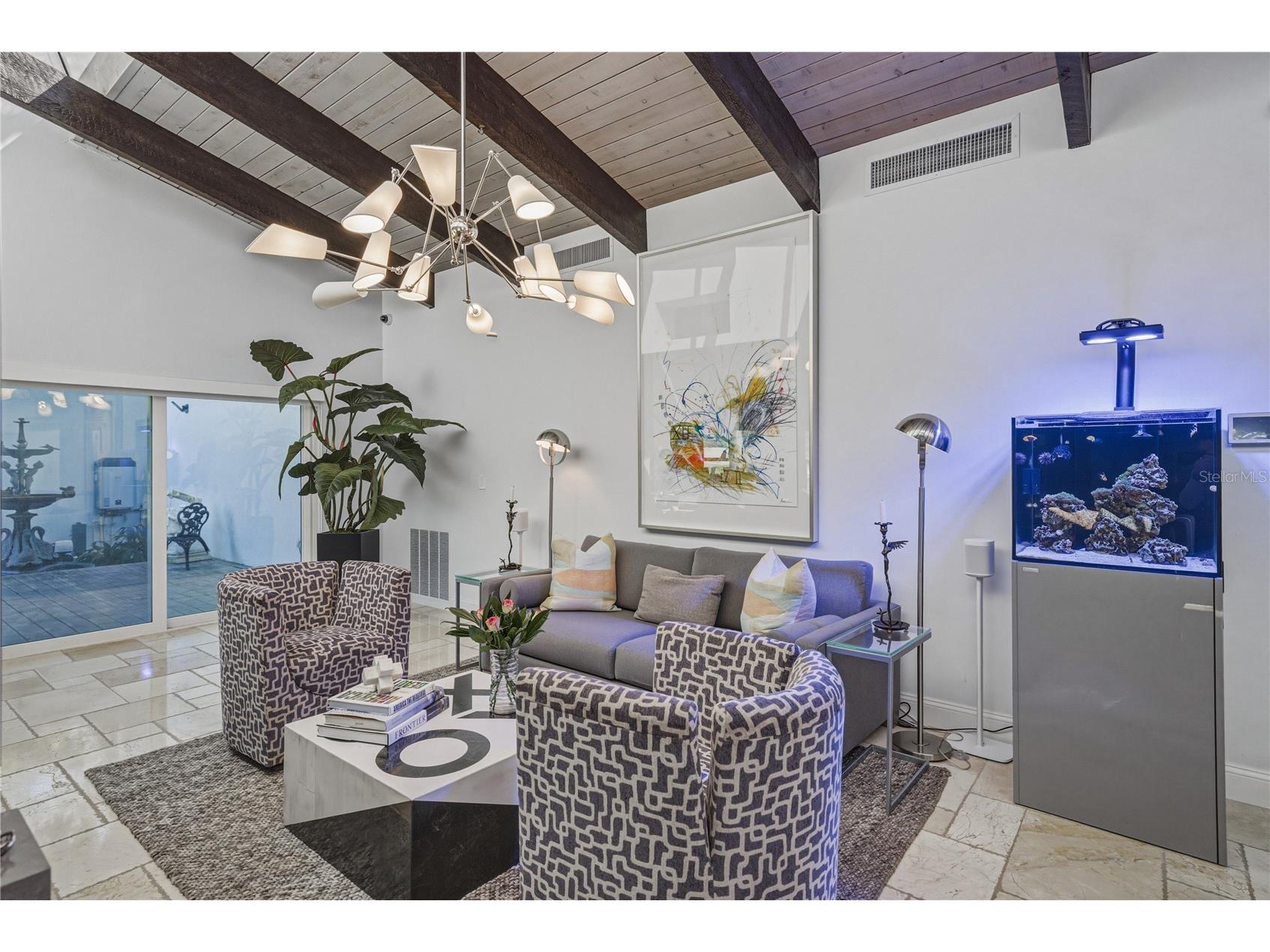 1200 45th Avenue N Saint Petersburg FL 33703 TB8492151 image33