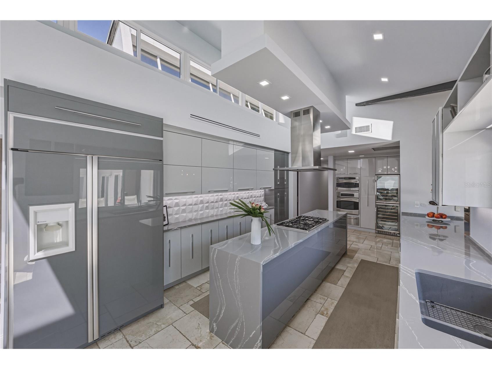 1200 45th Avenue N Saint Petersburg FL 33703 TB8492151 image44