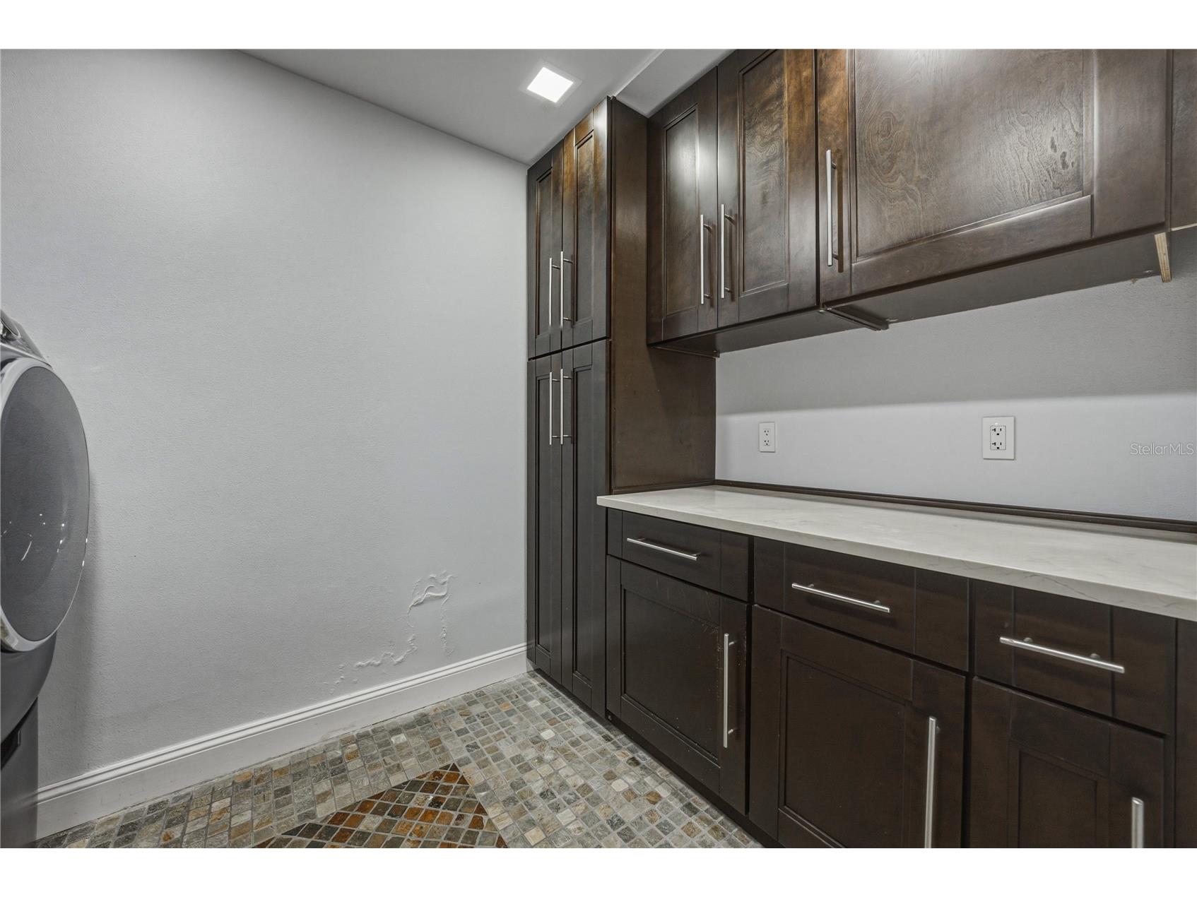 1200 45th Avenue N Saint Petersburg FL 33703 TB8492151 image76