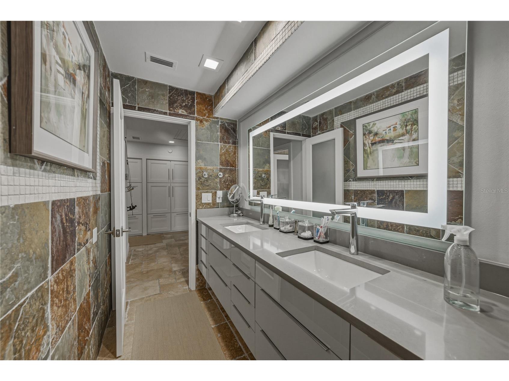 1200 45th Avenue N Saint Petersburg FL 33703 TB8492151 image86