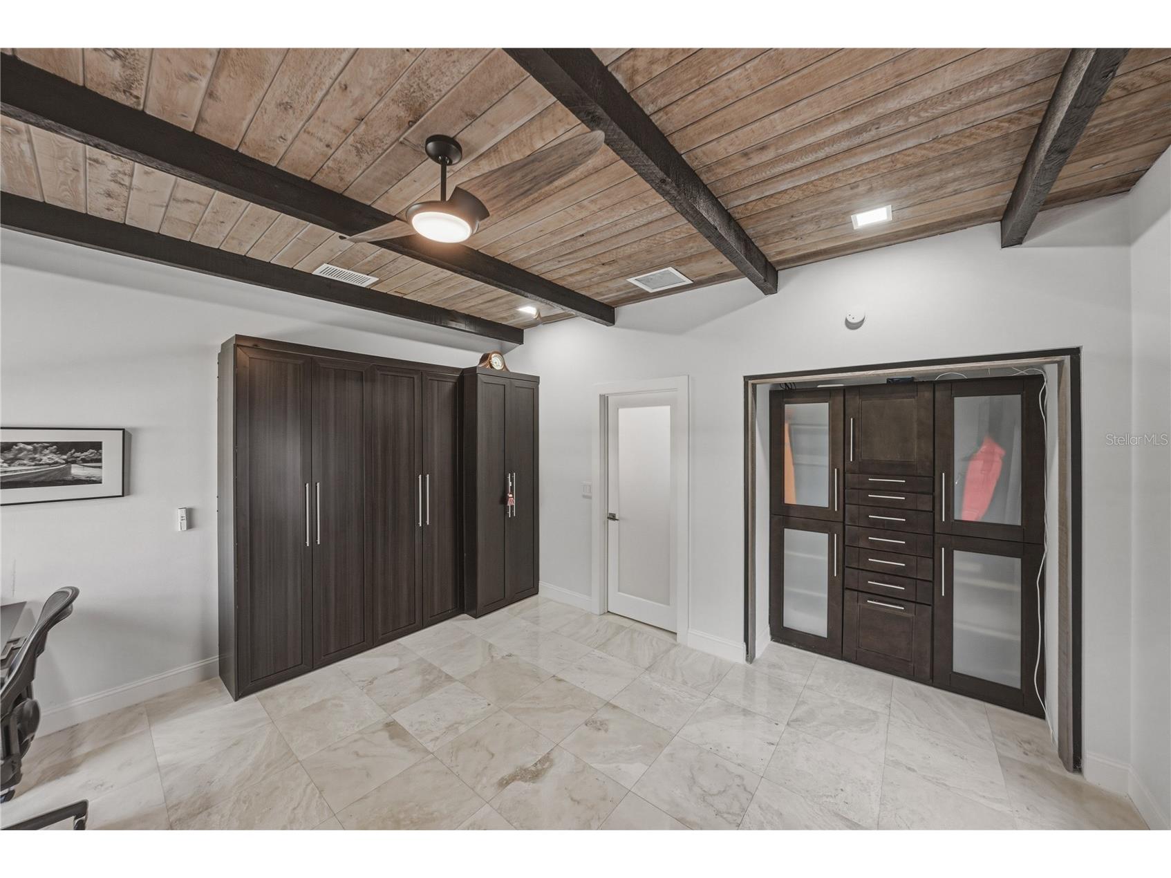 1200 45th Avenue N Saint Petersburg FL 33703 TB8492151 image96