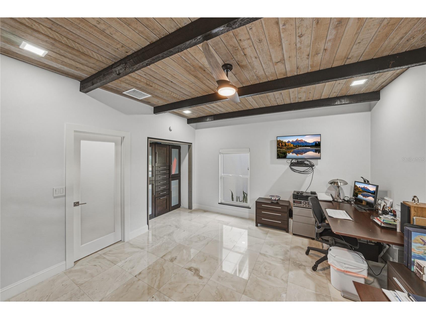 1200 45th Avenue N Saint Petersburg FL 33703 TB8492151 image97