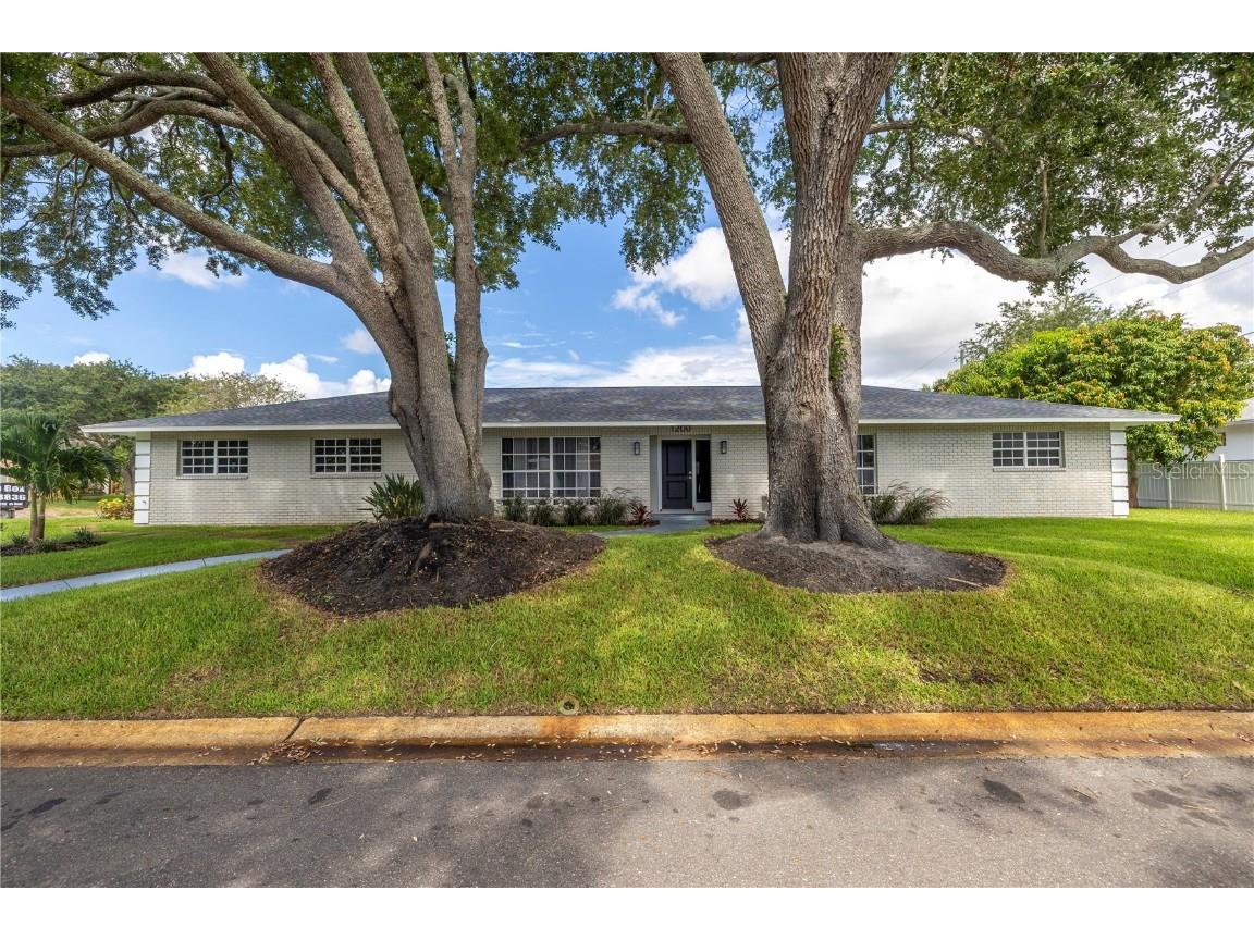 1200 55th Street N Saint Petersburg FL 33710 U8247028 image1