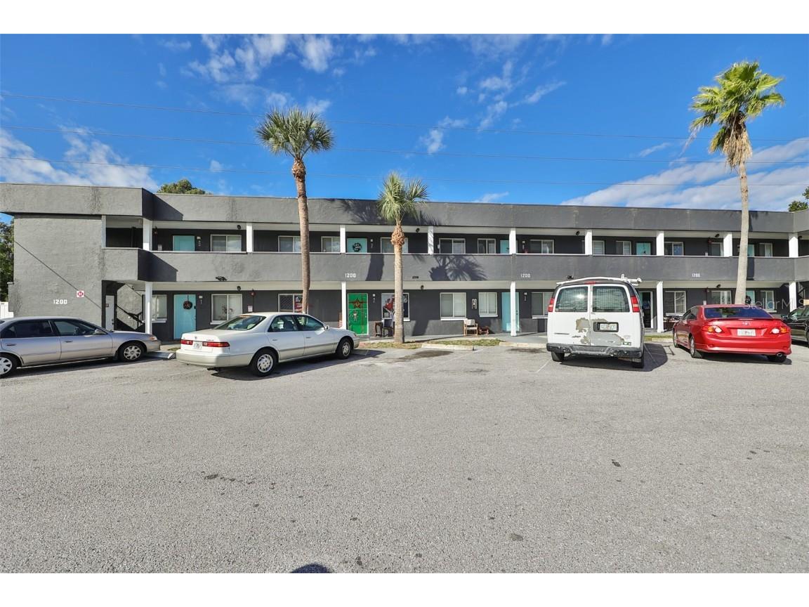 1200 70th Street N #6 Saint Petersburg FL 33710 U8185773 image1