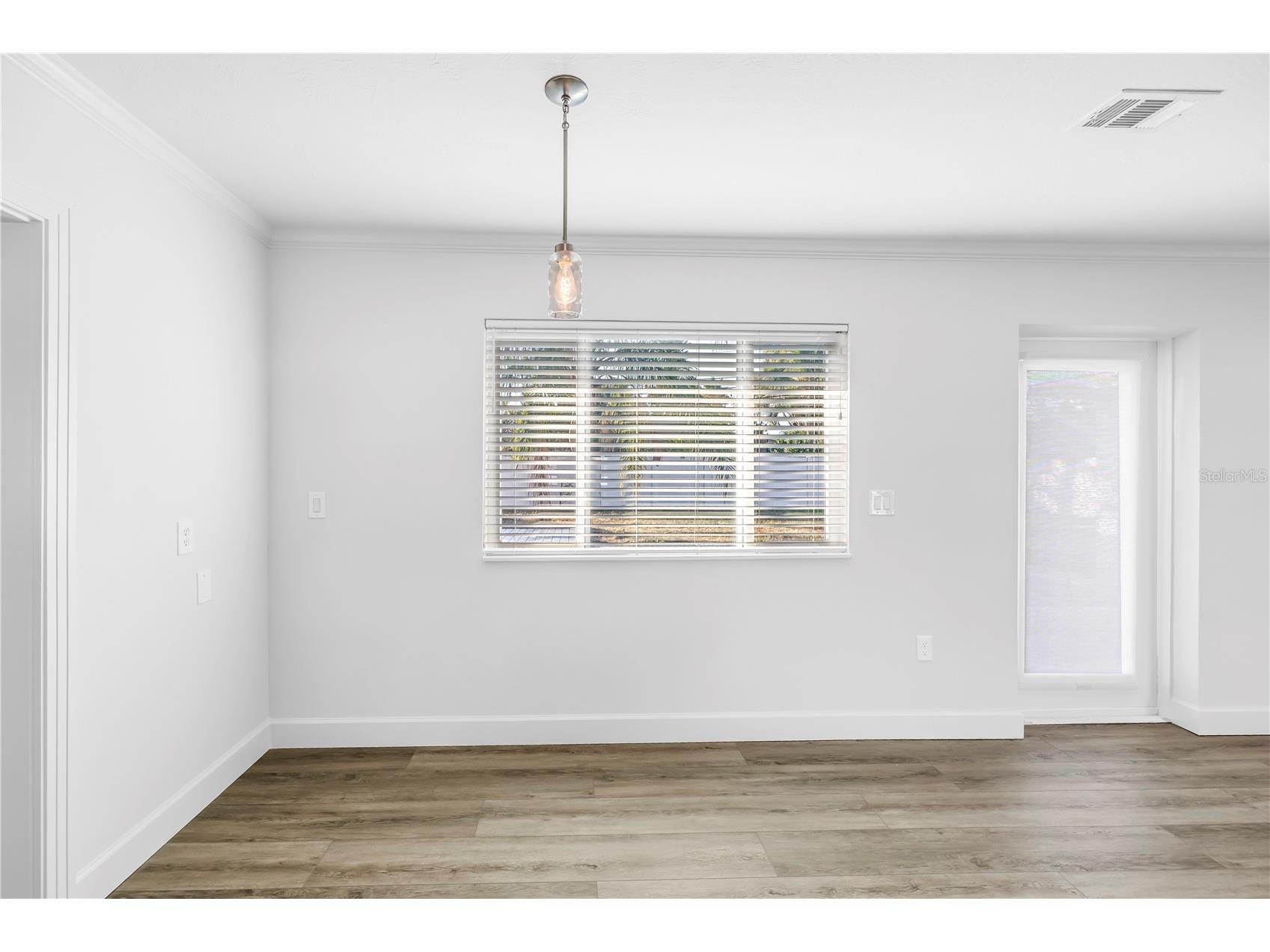 1200 76th Avenue N Saint Petersburg FL 33702 TB8446850 image18