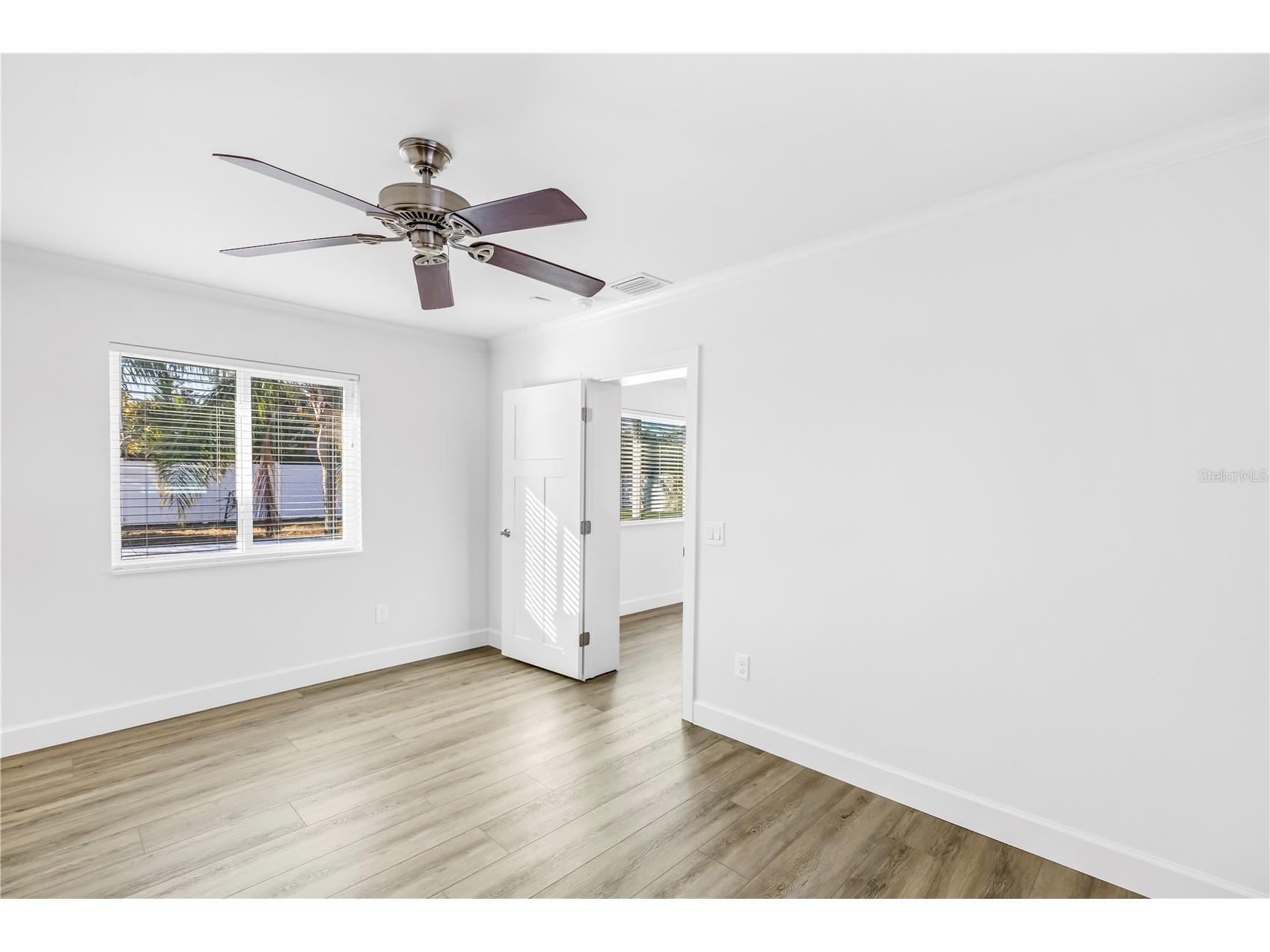 1200 76th Avenue N Saint Petersburg FL 33702 TB8446850 image30