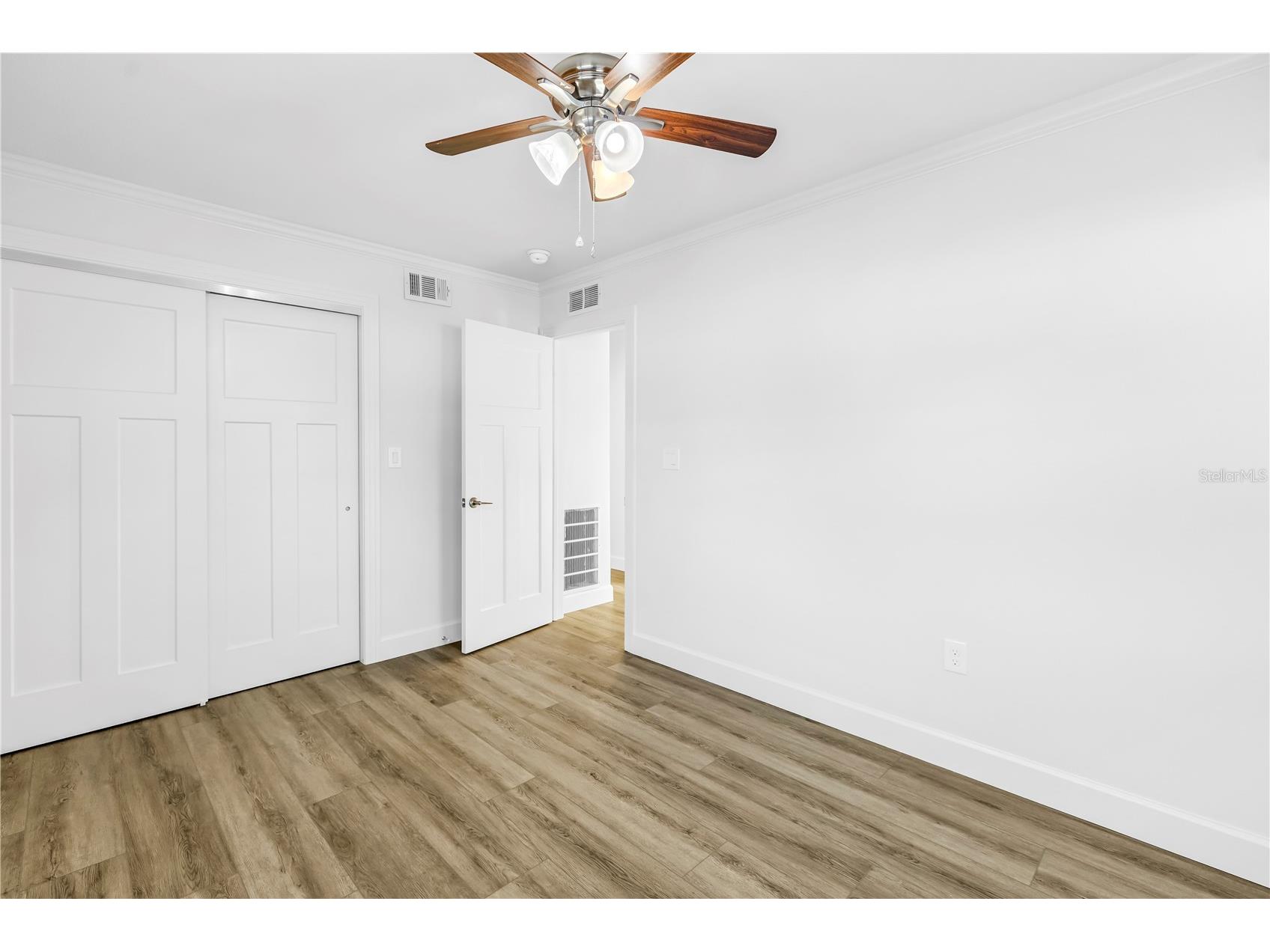 1200 76th Avenue N Saint Petersburg FL 33702 TB8446850 image34