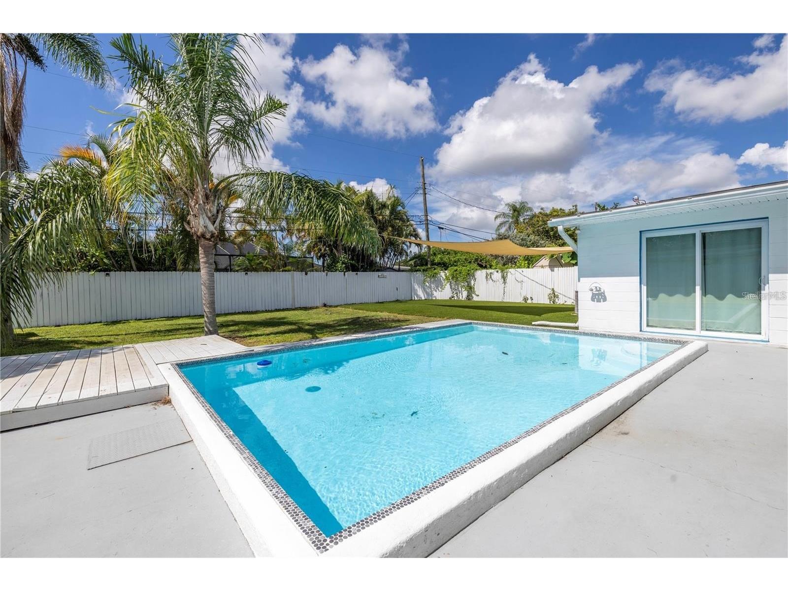 1200 76th Avenue N Saint Petersburg FL 33702 TB8446850 image37