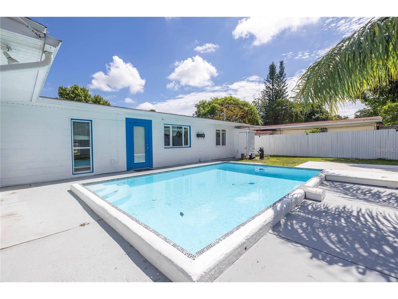 1200 76th Avenue N Saint Petersburg FL 33702 TB8446850 image39