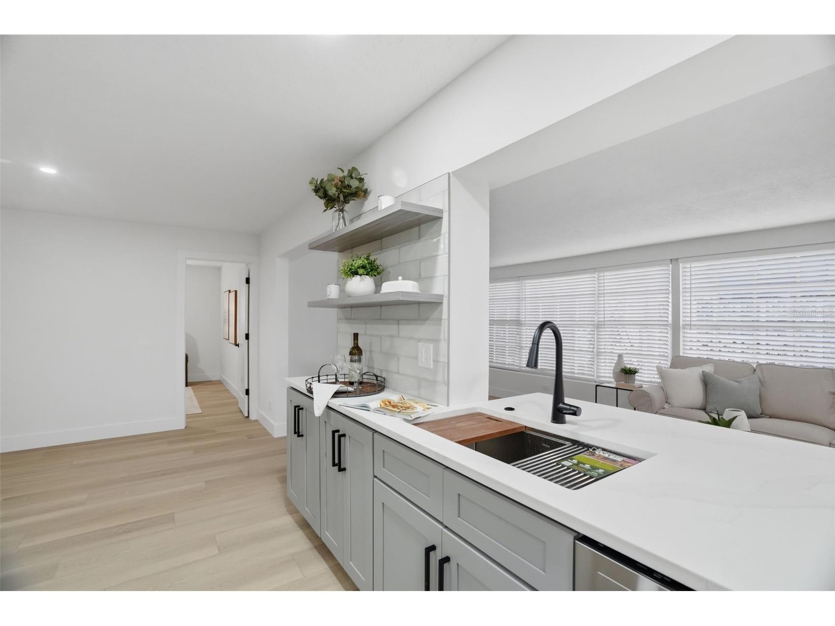 1200 80th St S Saint Petersburg FL 33707 TB8503600 image30