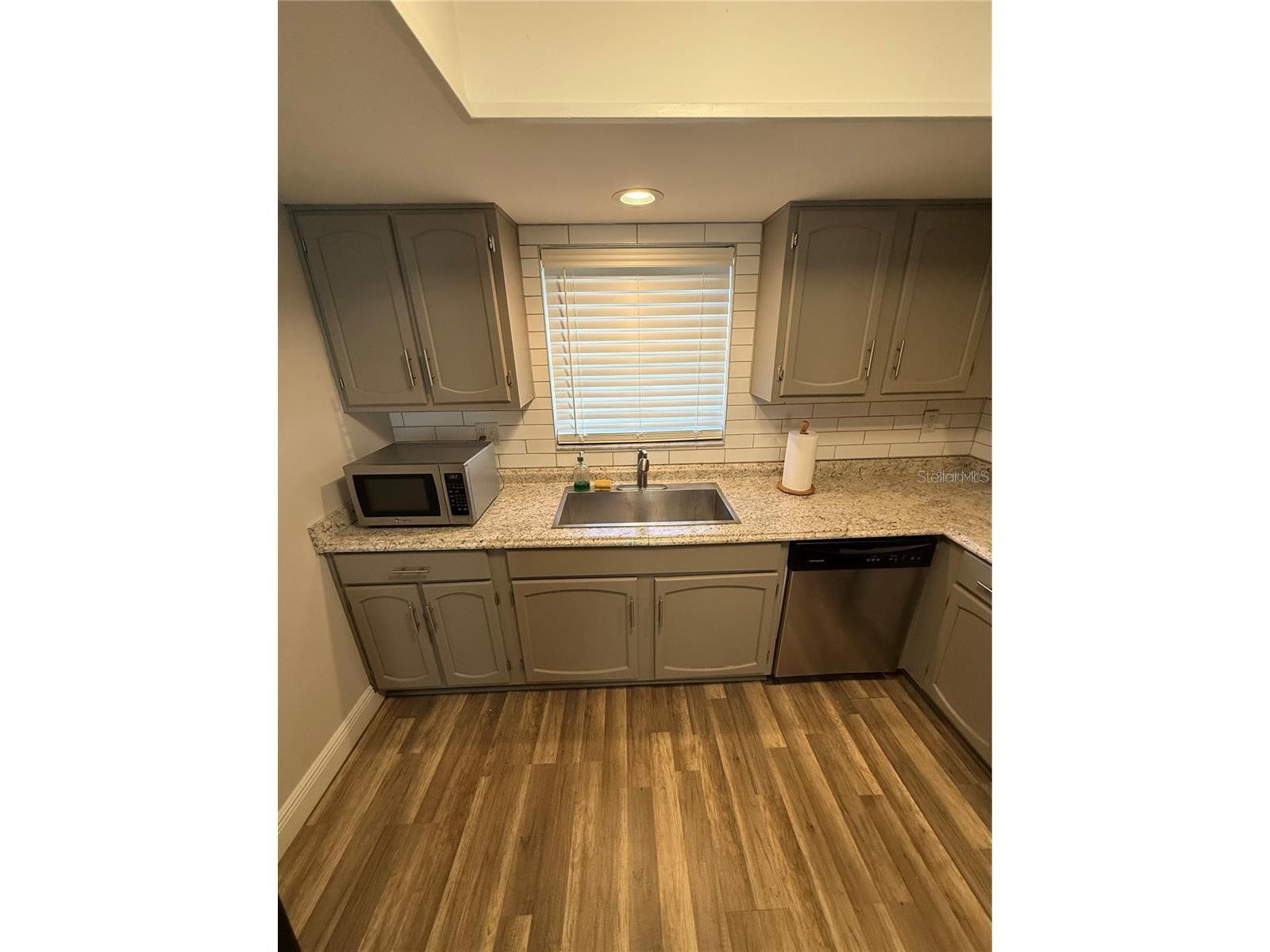 1200 Abbey Crescent Lane Clearwater FL 33759 TB8496633 image15