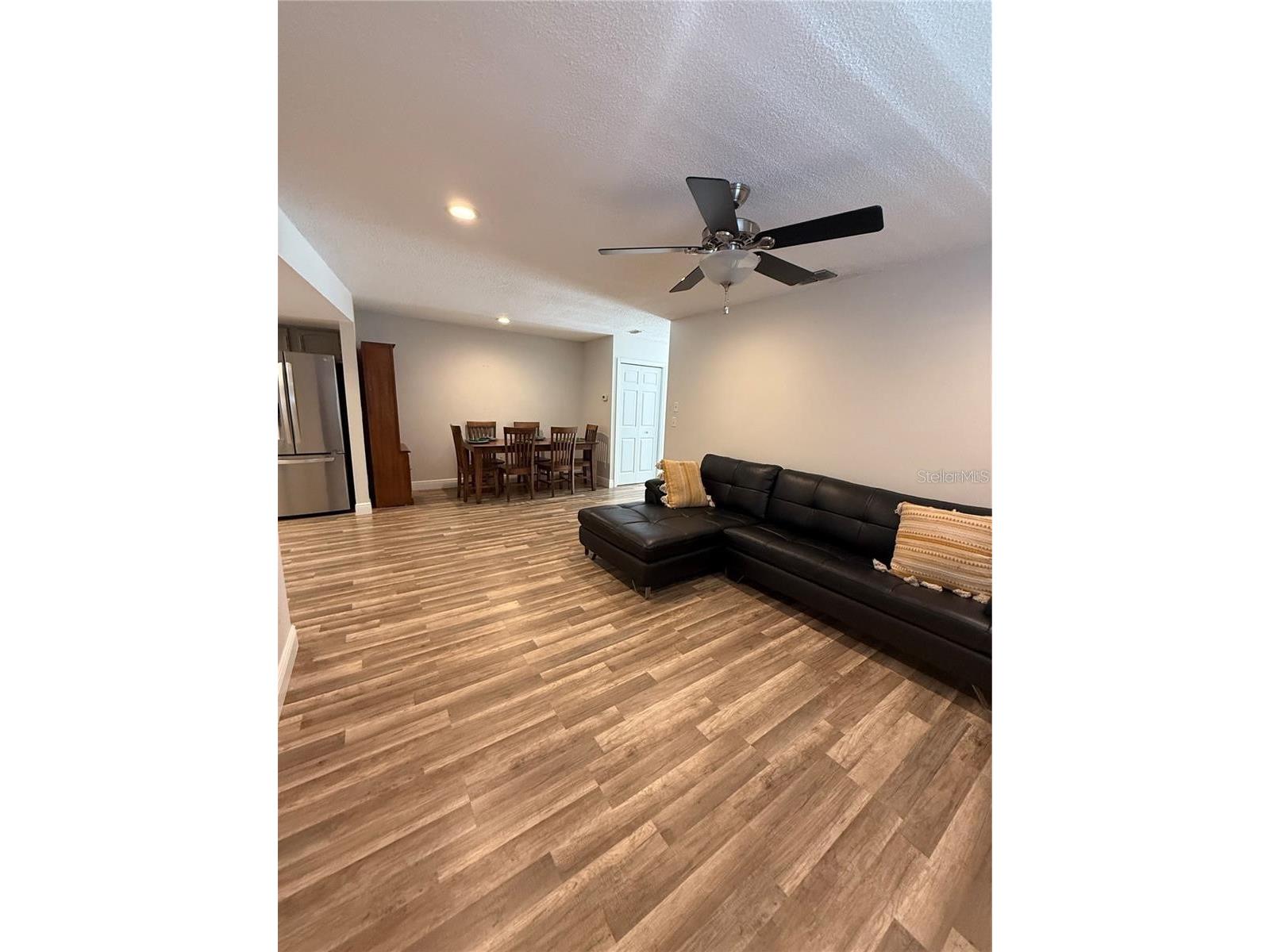 1200 Abbey Crescent Lane Clearwater FL 33759 TB8496633 image17