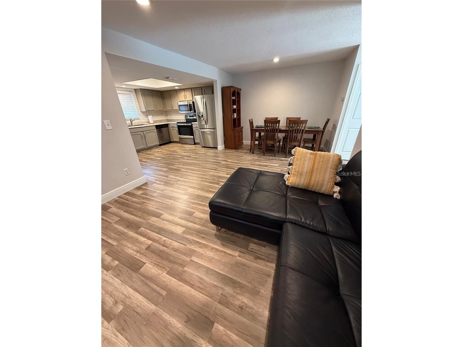 1200 Abbey Crescent Lane Clearwater FL 33759 TB8496633 image19