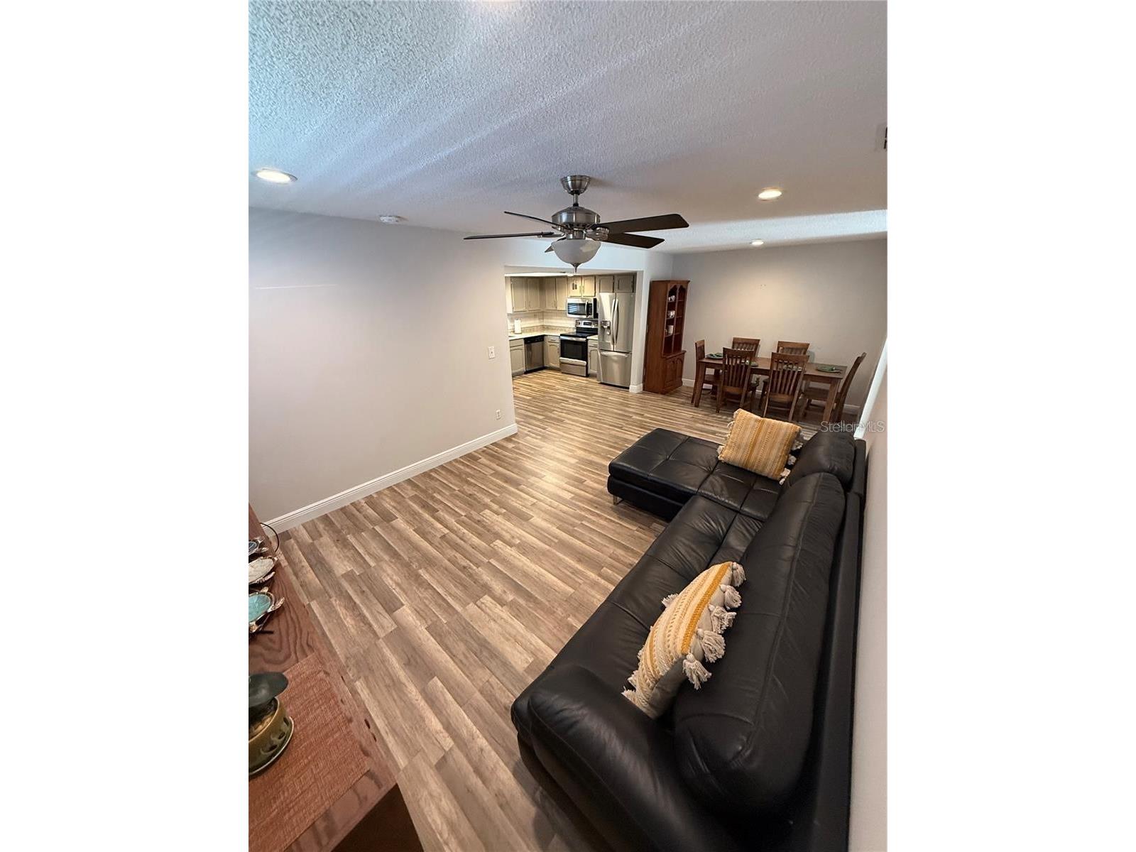 1200 Abbey Crescent Lane Clearwater FL 33759 TB8496633 image20