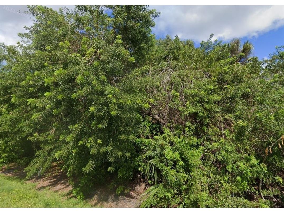 1200 Coral Ridge Drive Punta Gorda FL 33950 C7487010 image1